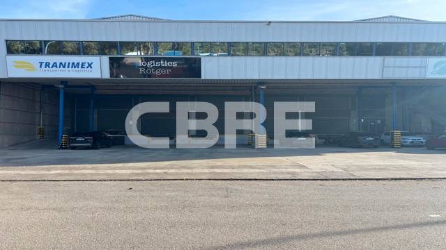 Nave industrial en Alquiler en Carrer 110, 21 en Eixample Sud - La Barceloneta