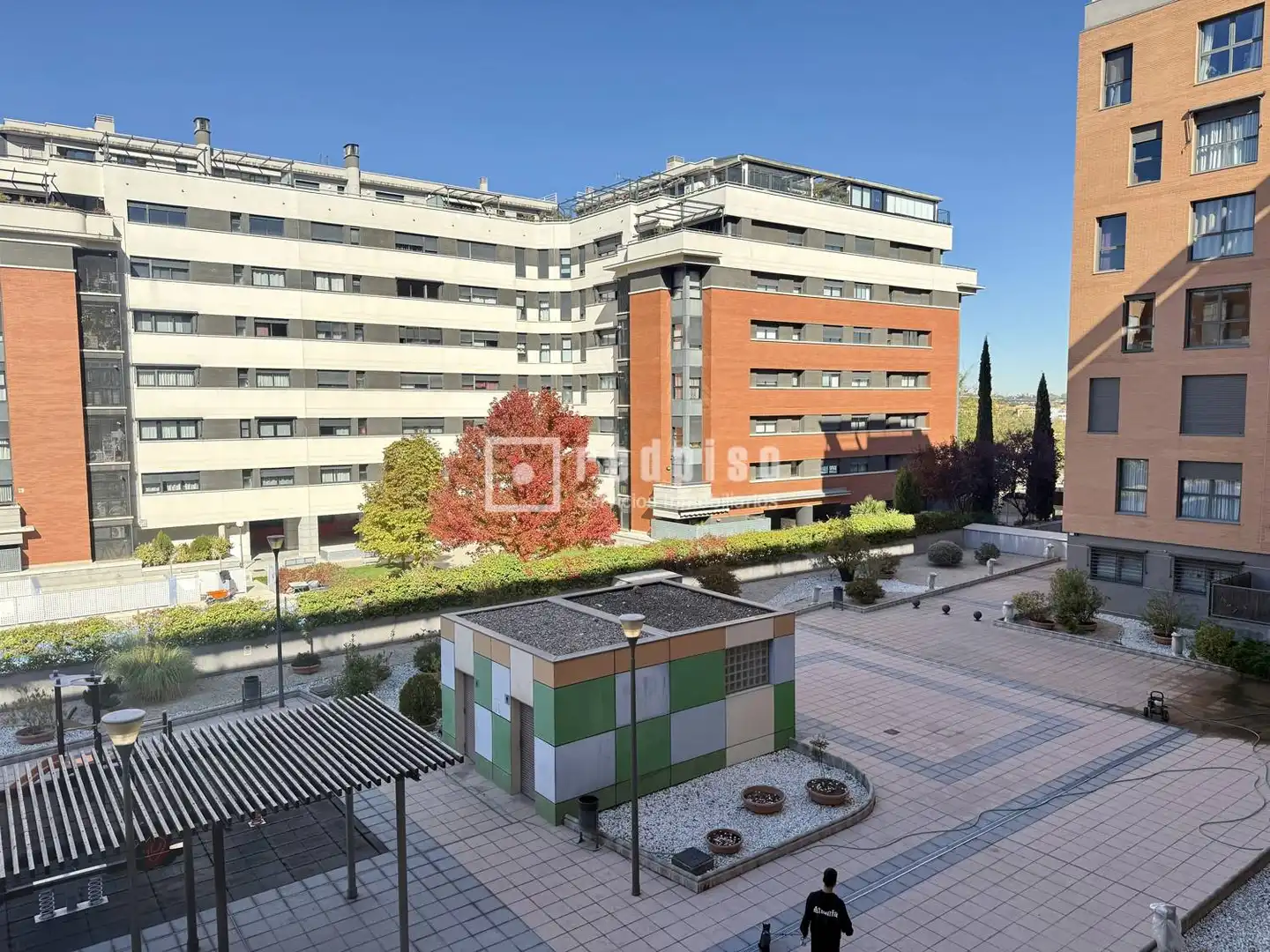 Vista exterior de Piso en venta en Madrid con Aire acondicionado, Calefacción y Jardín privado