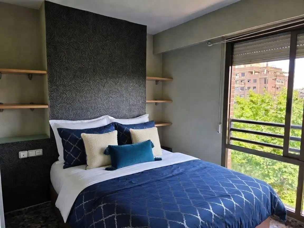 Bedroom of Flat for rent in Valencia  with Heating