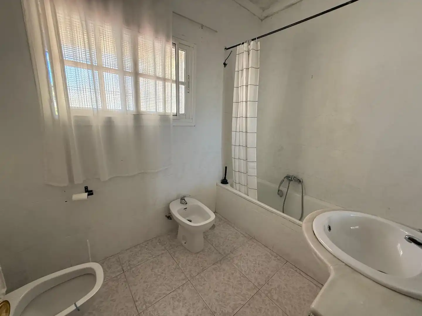 Baño de Casa o chalet de alquiler en Benalmádena con Aire acondicionado y Jardín privado
