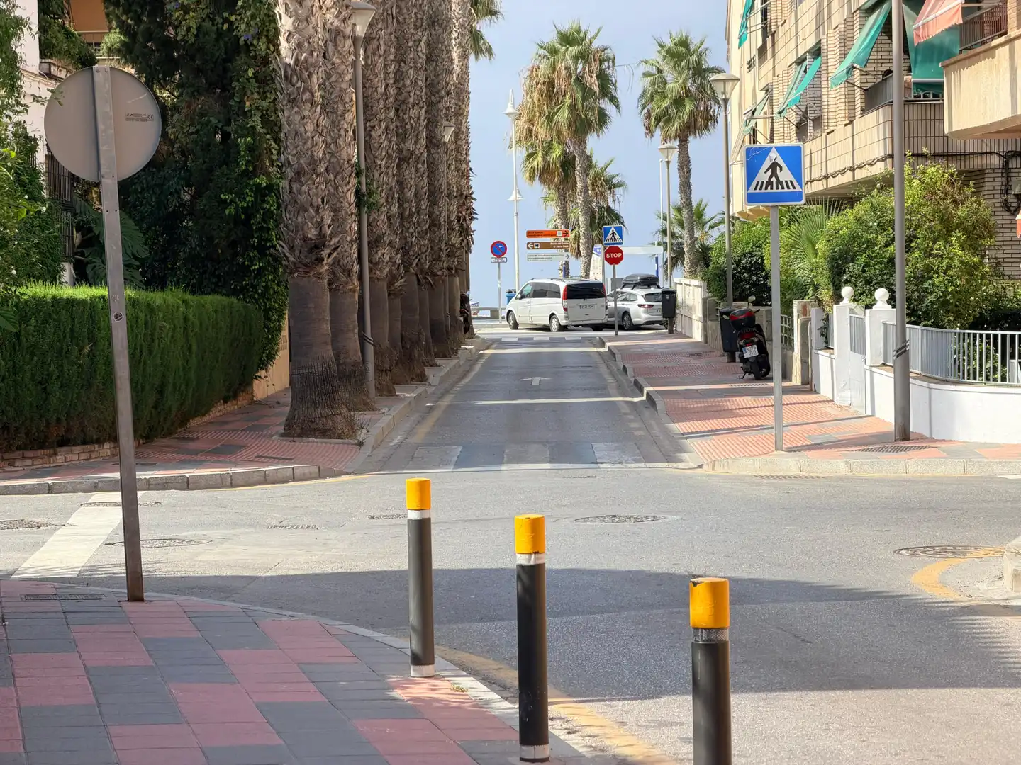 Vista exterior de Pis de lloguer en Almuñécar amb Moblat