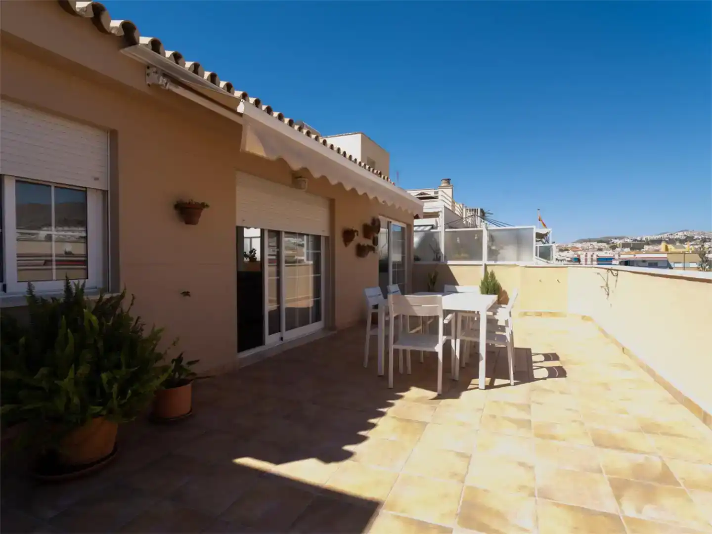 Terrasse von Dachboden zur Miete in Rincón de la Victoria mit Klimaanlage, Abstellraum und Möbliert