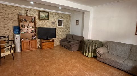 🌿 CASA CON GRAN PATIO EN MUNERA – ESPACIO, LUZ Y POSIBILIDADES 🌿