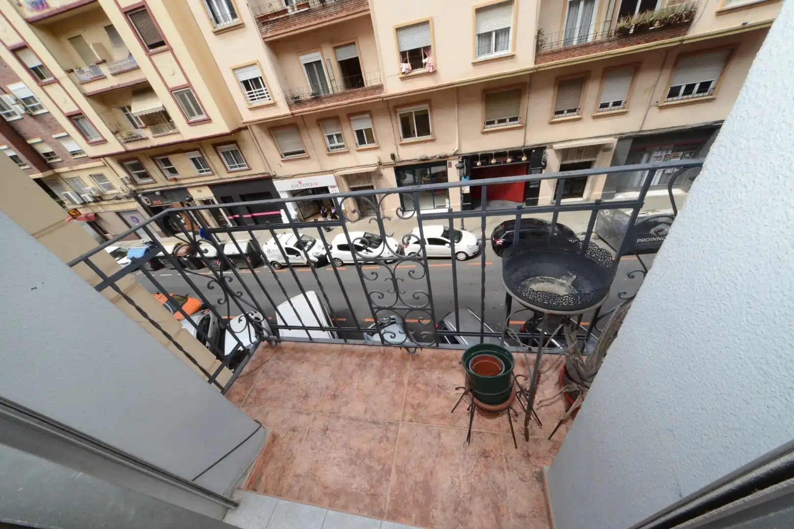 Terrassa de Pis de lloguer en Valencia amb Calefacció, Moblat i Balcó