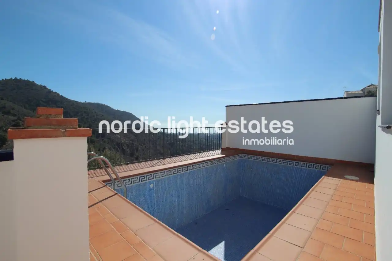 Casa amb piscina en venda a Frigiliana, imagen 2
