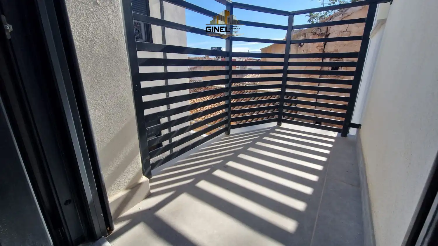 Terraza de Piso de alquiler en Jaén con Aire acondicionado, Calefacción y Trastero