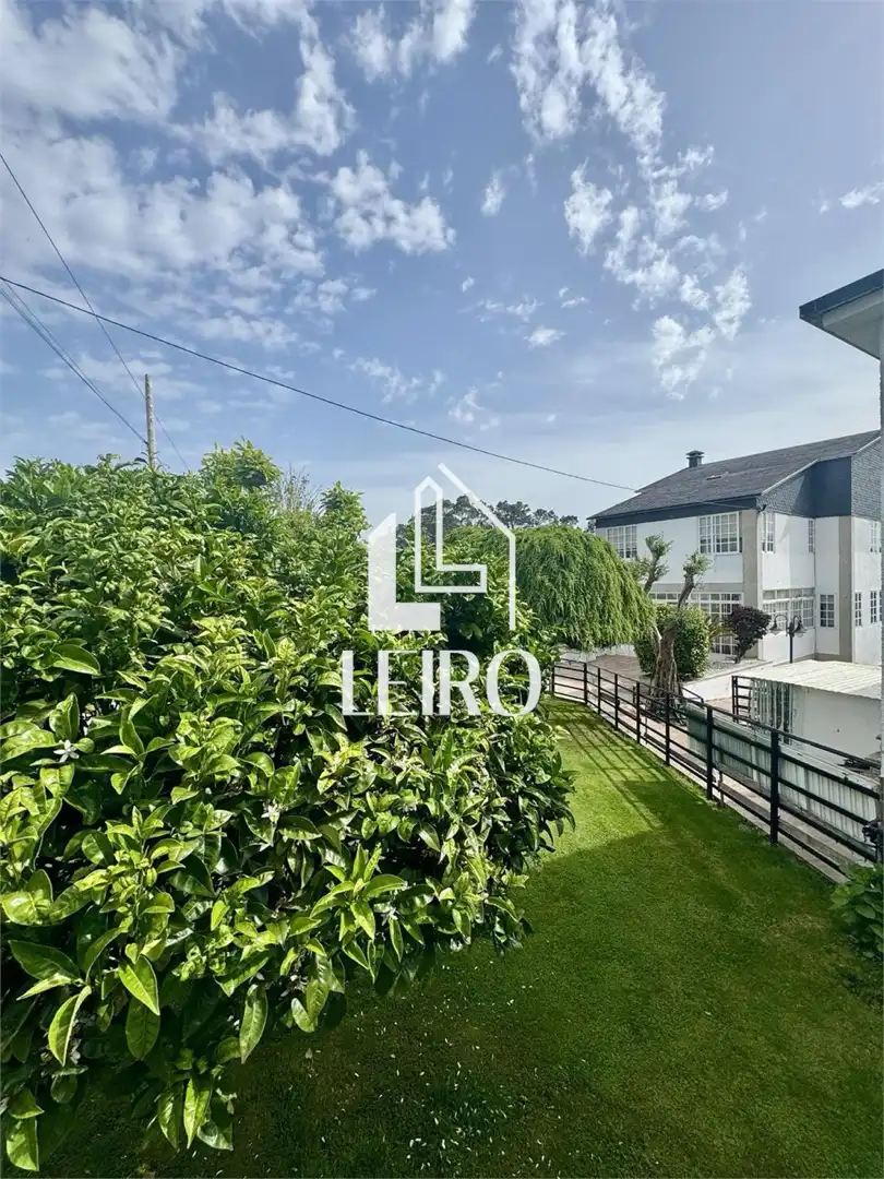 Casa o chalet en venta en A Illa de Arousa  con Calefacción, Jardín privado y Parquet