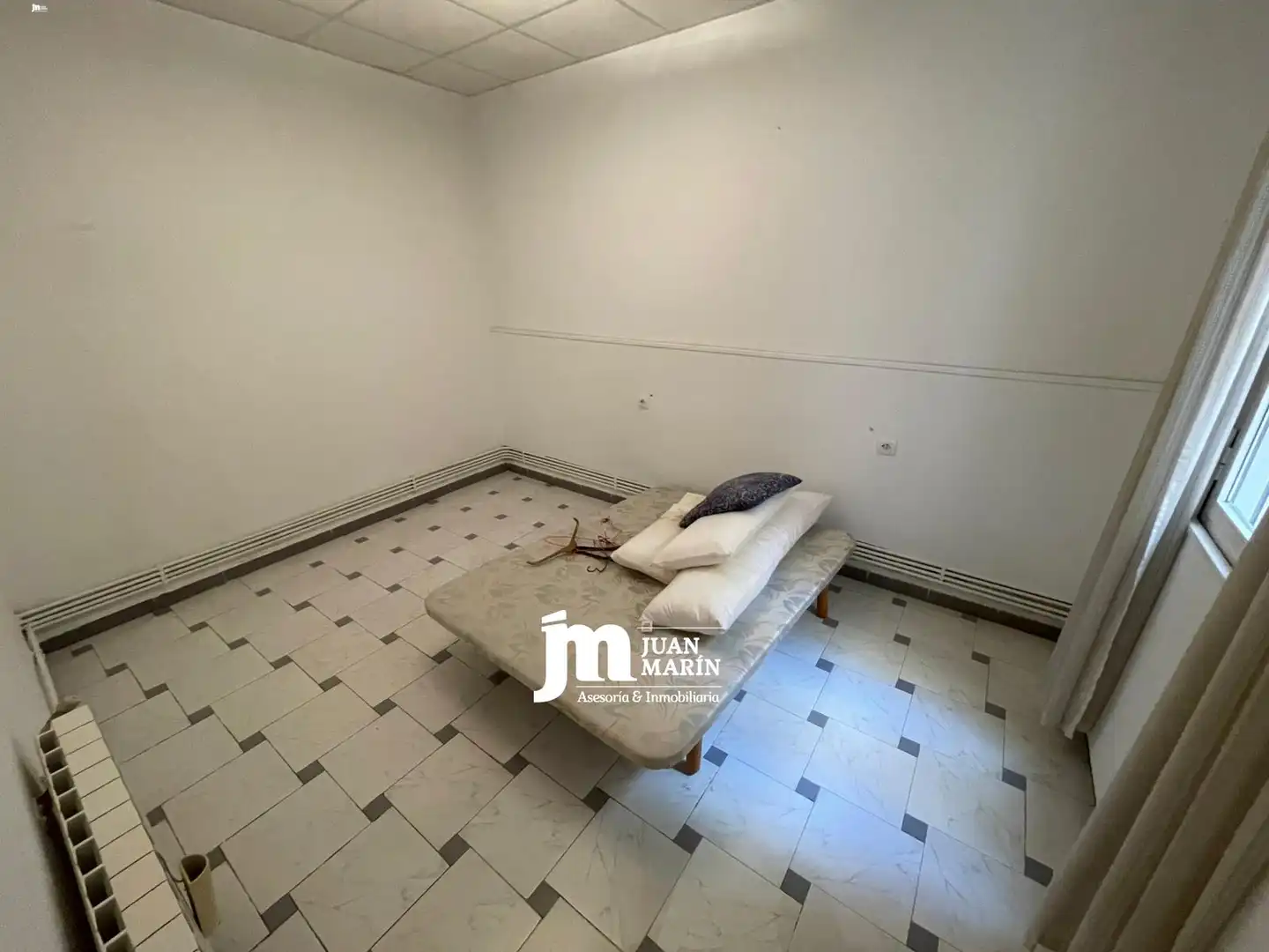 Flat for sale in Cieza  with Heating