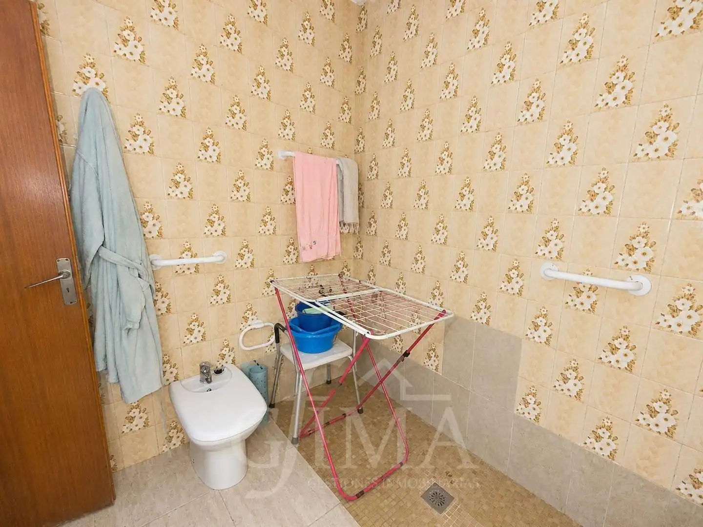 Bathroom of Houses for sale in Tomelloso  with Heating, Storage room and Furnished