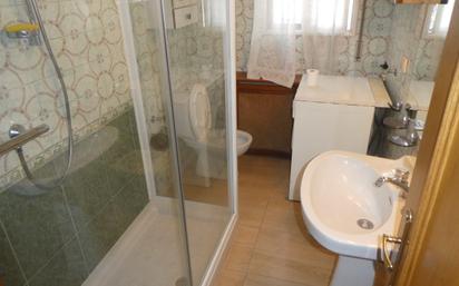 Bathroom of Flat for sale in Burgos Capital  with Heating, Terrace and Storage room