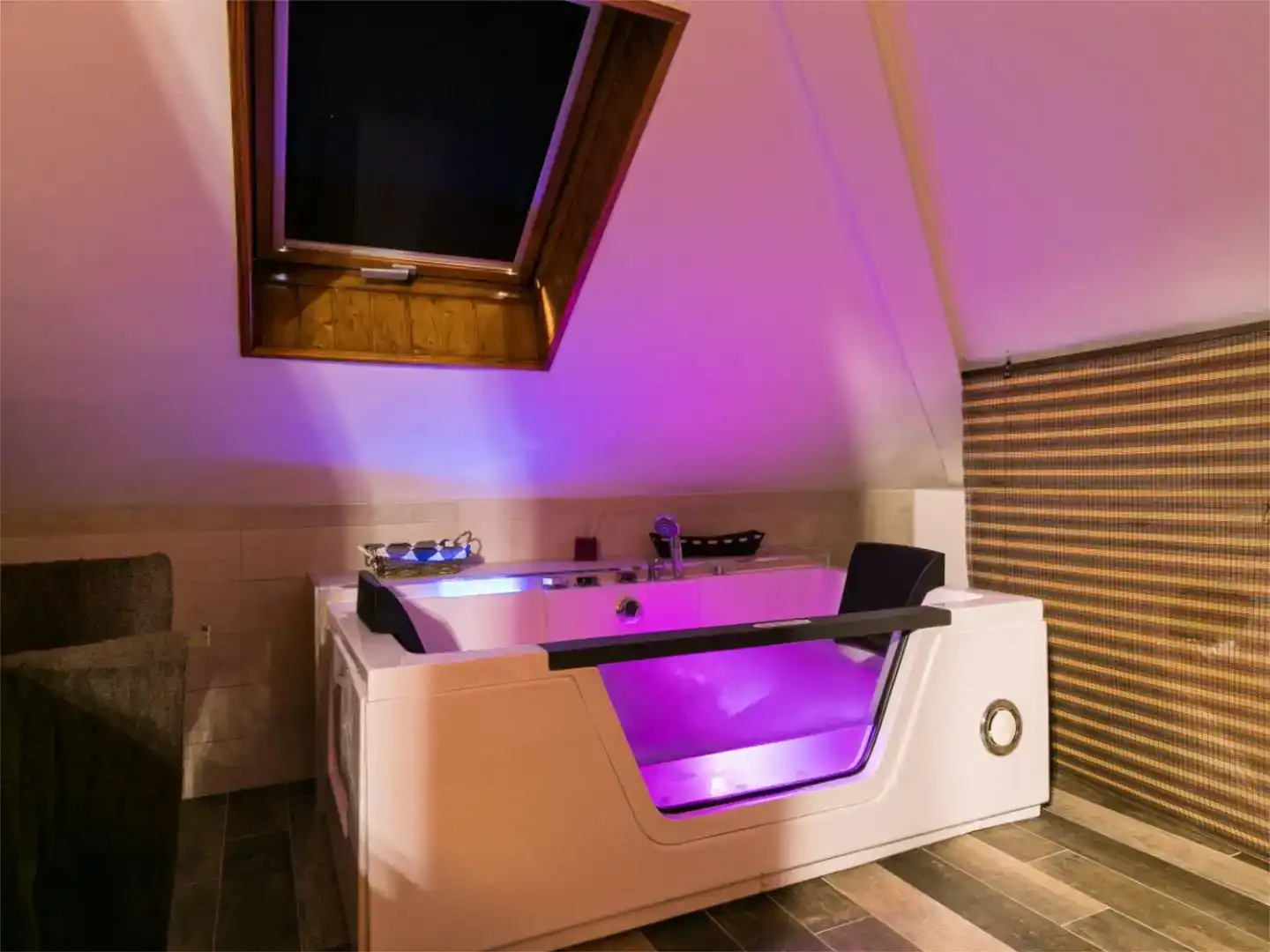 Bathroom of Flat for rent in  Toledo Capital  with Air Conditioner