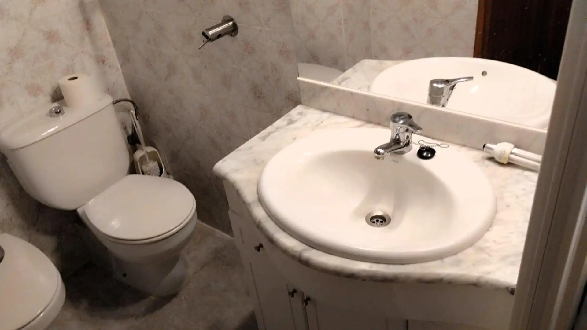 Baño de Piso en venta en Valencia con Aire acondicionado y Balcón