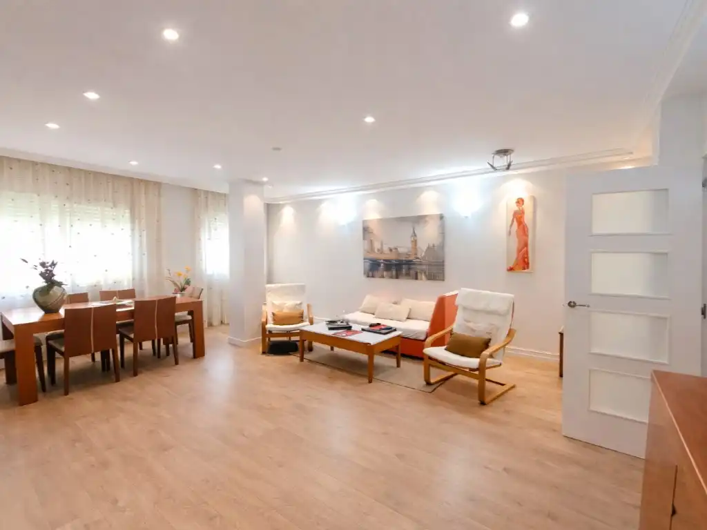 House with terrace for sale in Calle Joan Sarda, imagen 4
