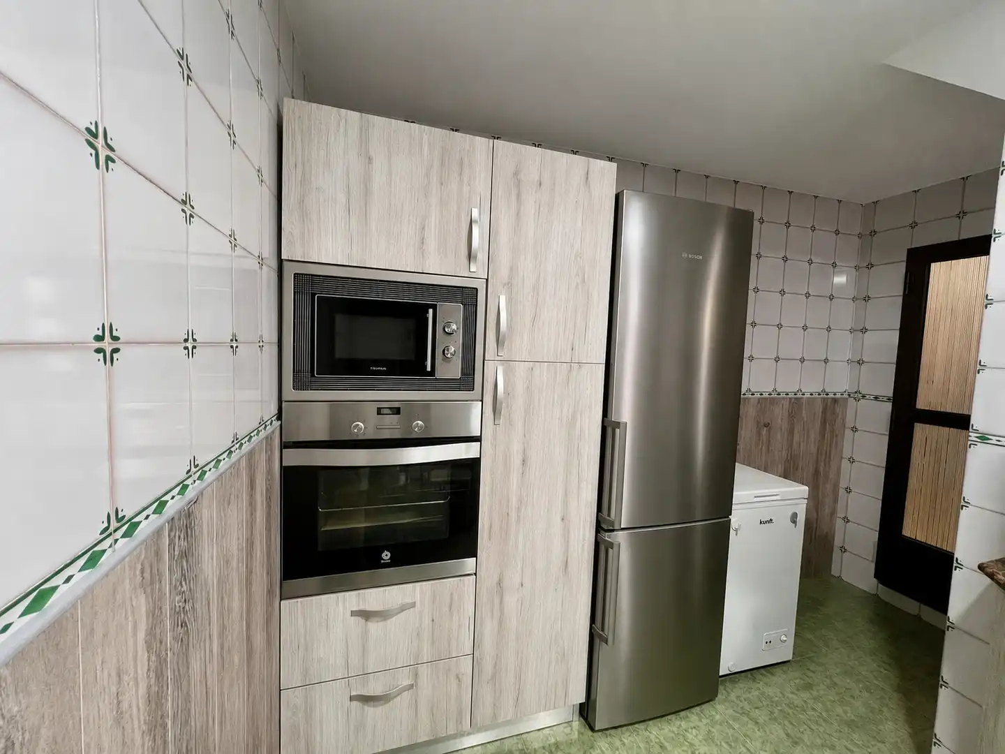Kitchen of Houses for sale in Aldaia, Valencia