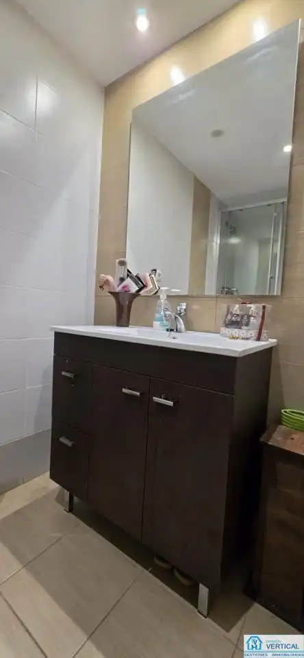 Baño de Planta baja de alquiler en Paterna con Aire acondicionado, Calefacción y Terraza