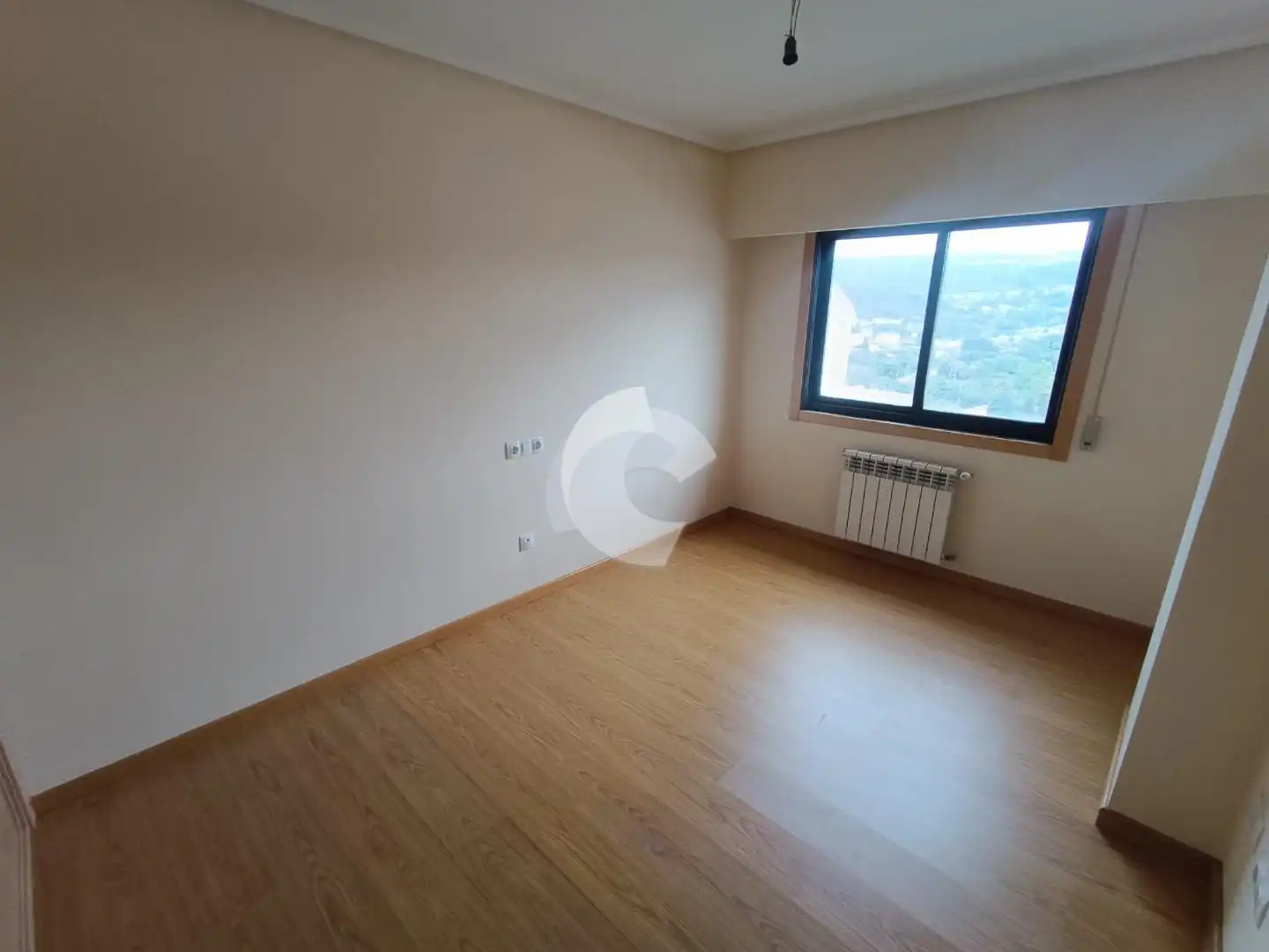 Schlafzimmer von Dachboden zum Verkauf in Ourense Capital  mit Heizung und Abstellraum
