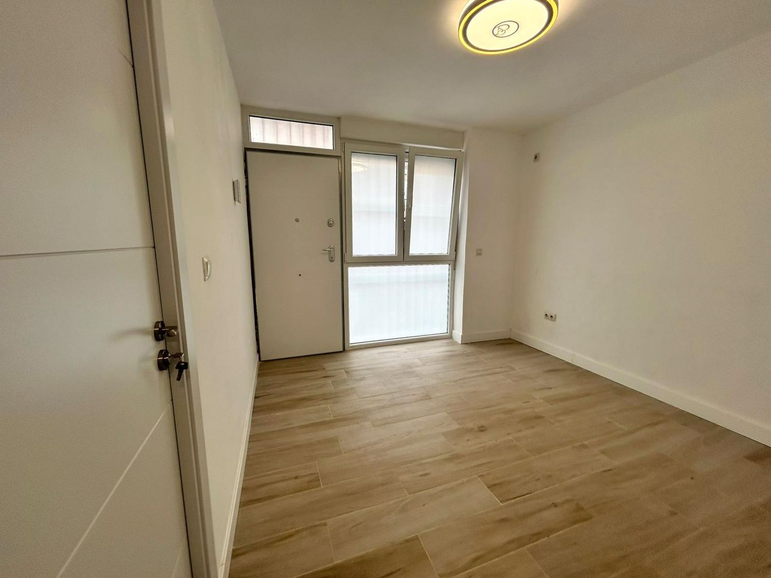 Flat for sale in Calle de Isidro Fernández, 12, Tres Olivos - Valverde, Fuencarral - El Pardo,  Madrid Capital