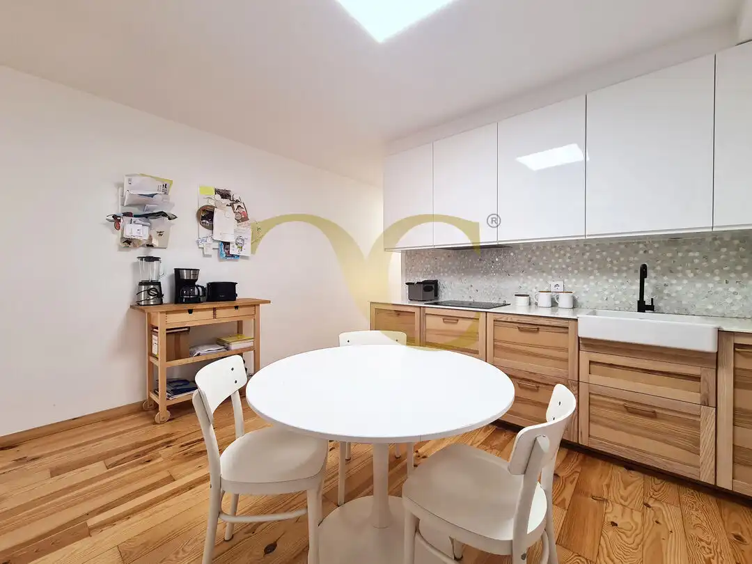 Cocina de Piso en venta en Gijón  con Calefacción, Terraza y Balcón