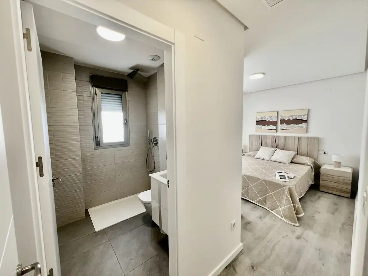 Baño de Ático en venta en Orihuela con Calefacción, Terraza y Trastero