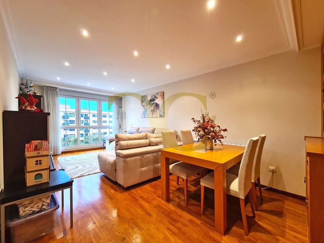 Dining room of Flat for sale in Gijón   with Heating, Private garden and Storage room