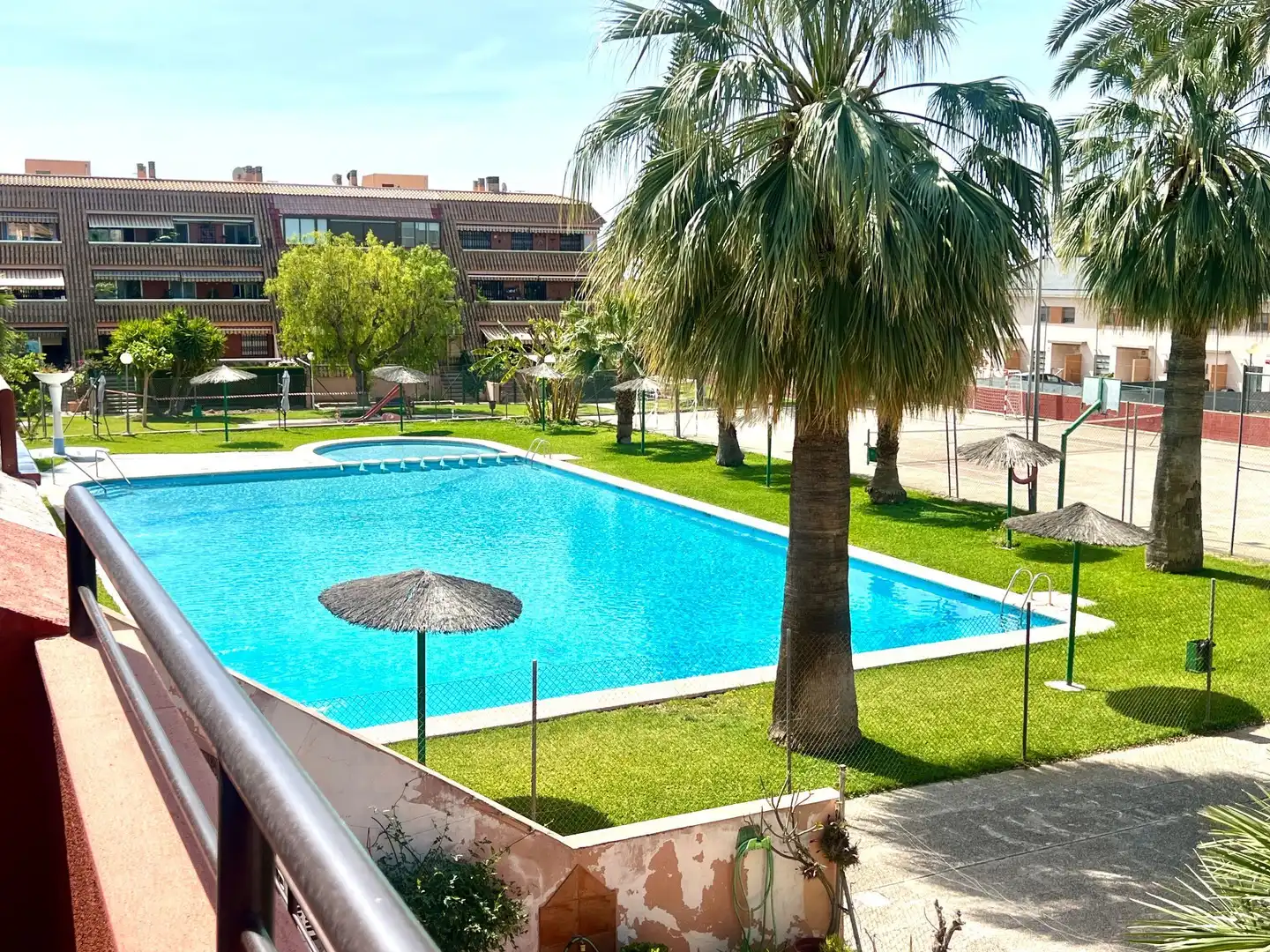 Piscina de Casa o chalet en venta en Sant Joan d'Alacant con Aire acondicionado, Calefacción y Jardín privado