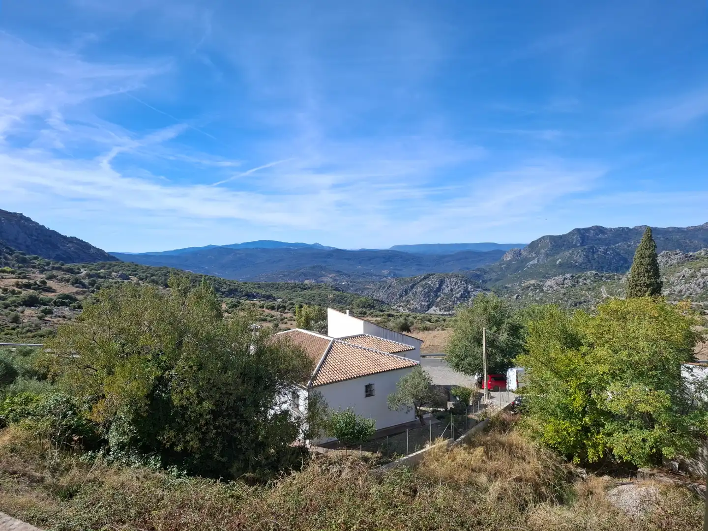Vista exterior de Casa o xalet en venda en Benaocaz amb Jardí privat, Terrassa i Traster