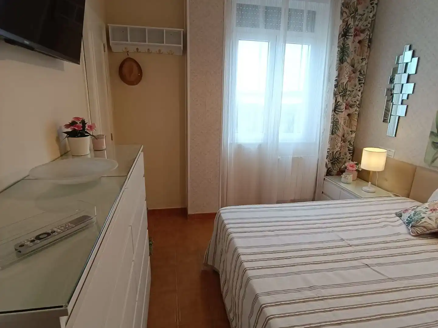 Schlafzimmer von Wohnung zur Miete in Castrillón