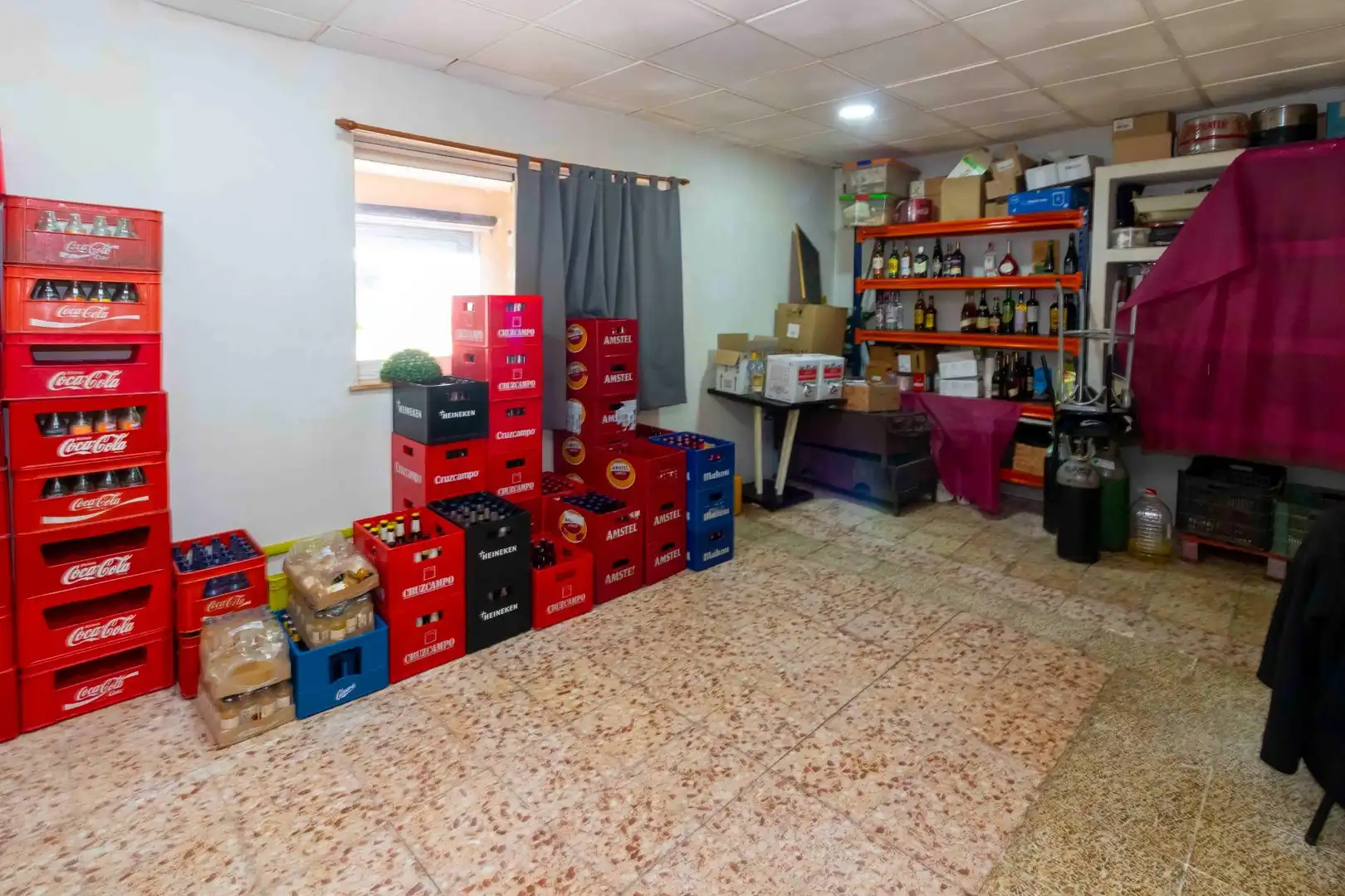 Local en venta en Badajoz con Aire acondicionado, Terraza y Amueblado