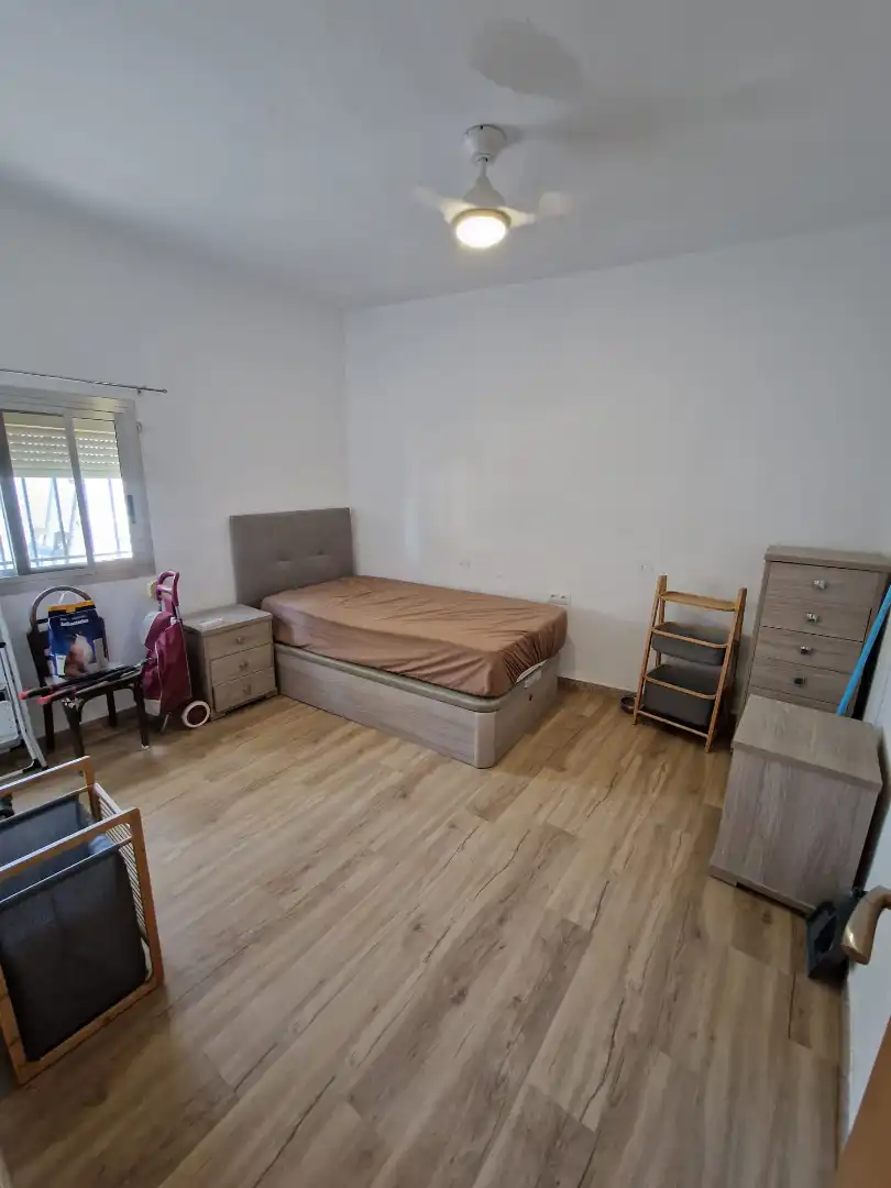 Habitación de Casa o chalet en venta en Chiva con Jardín privado, Terraza y Trastero