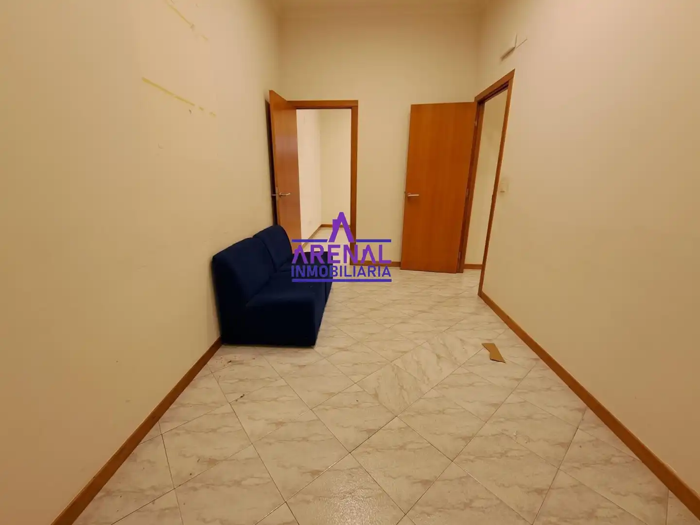 Oficina de alquiler en A Pobra do Caramiñal