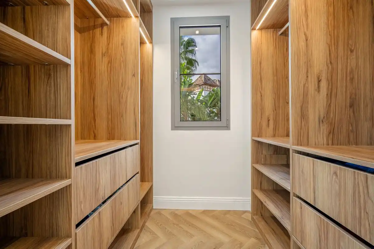 Bedroom of Detached homes for sale in Benahavís  with Terrace