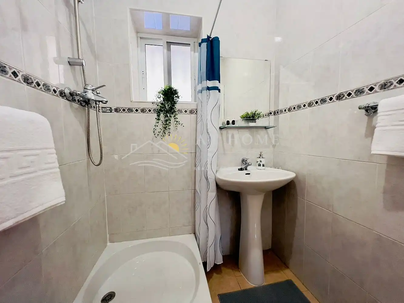 Bany de Casa o xalet en venda en Torrox amb Terrassa