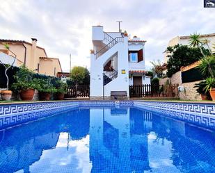 Swimming pool of Single-family semi-detached for sale in Creixell  with Heating, Storage room and Swimming Pool