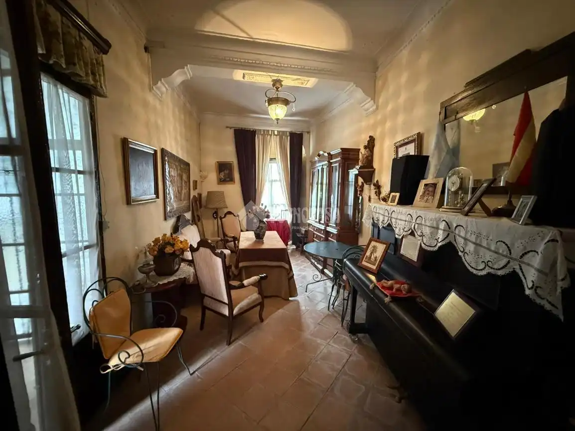 Sala de estar de Casa adosada en venta en Arahal con Balcón