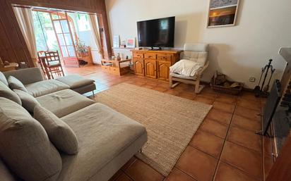 Living room of Single-family semi-detached for sale in Vallgorguina  with Heating, Terrace and Balcony