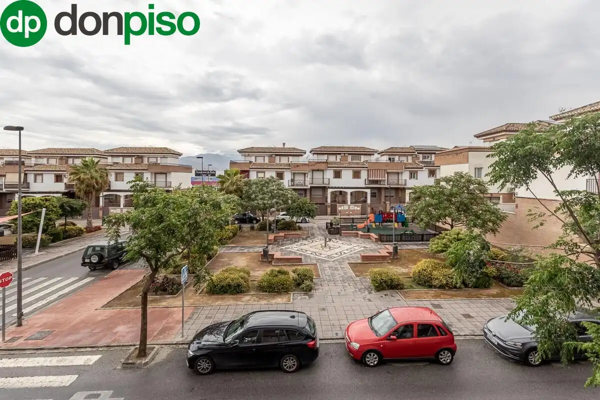 Einfamilien-Reihenhaus zum Verkauf in Calle MARGARITA, 23, Poniente