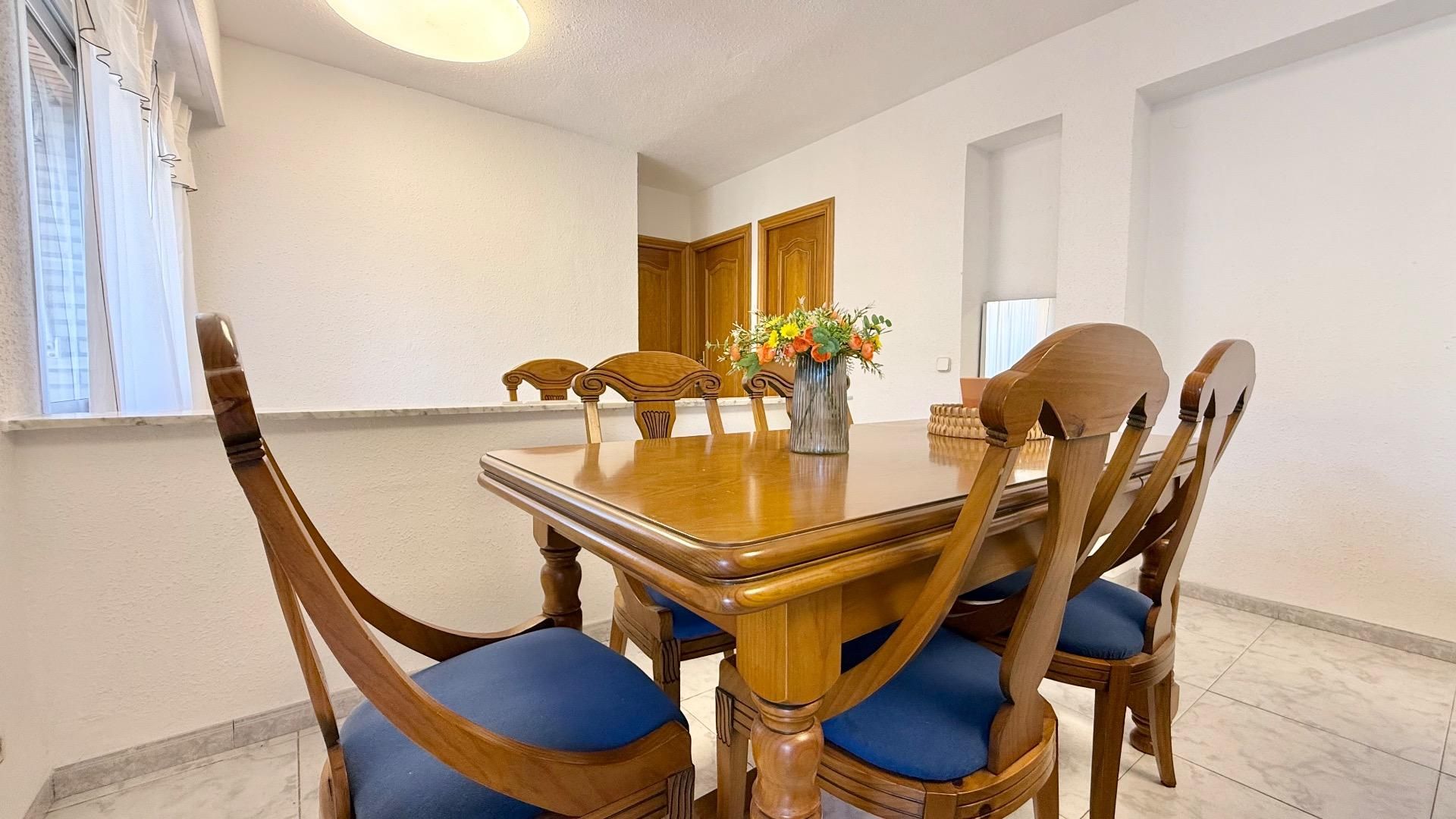 Dining room of Flat to rent in  Valencia Capital  with Air Conditioner and Balcony