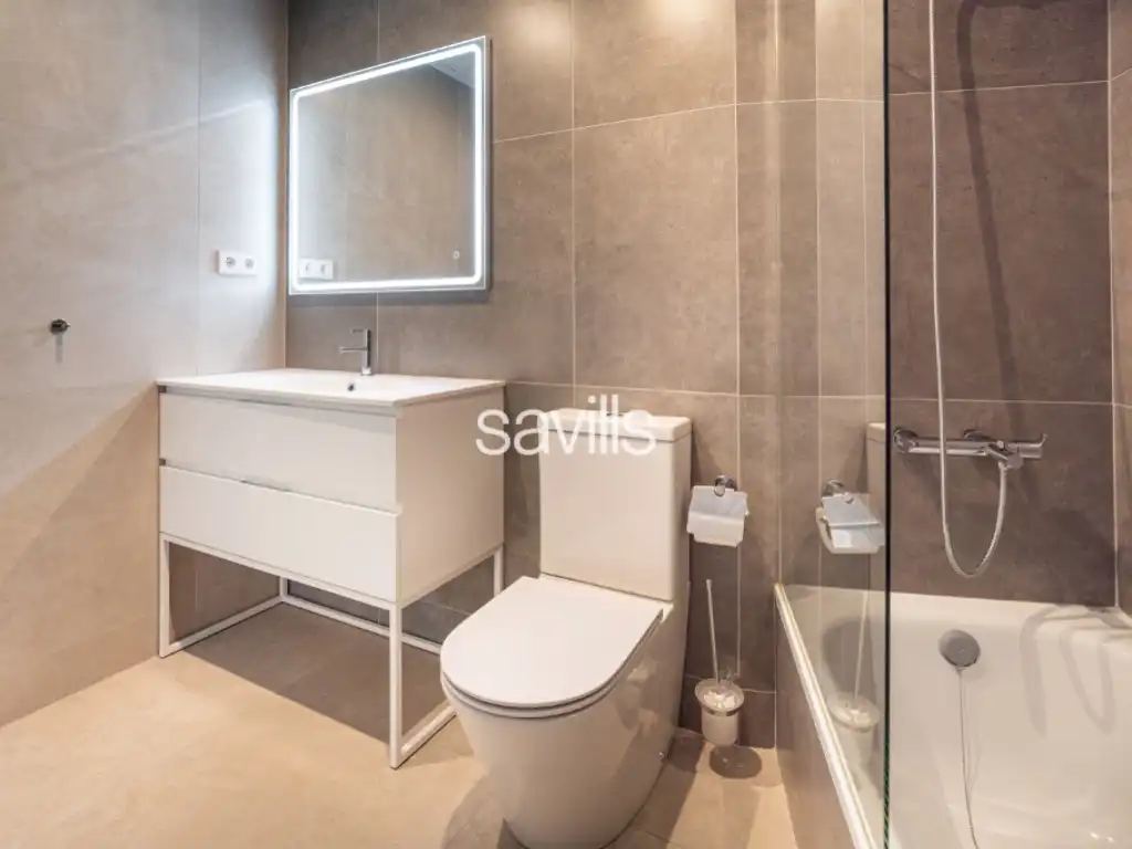 Baño de Casa o chalet de alquiler en Barcelona con Aire acondicionado, Jardín privado y Terraza