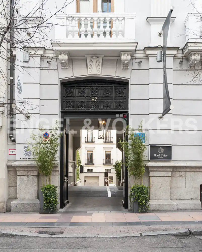 Vista exterior de Piso de alquiler en Madrid con Aire acondicionado, Calefacción y Amueblado