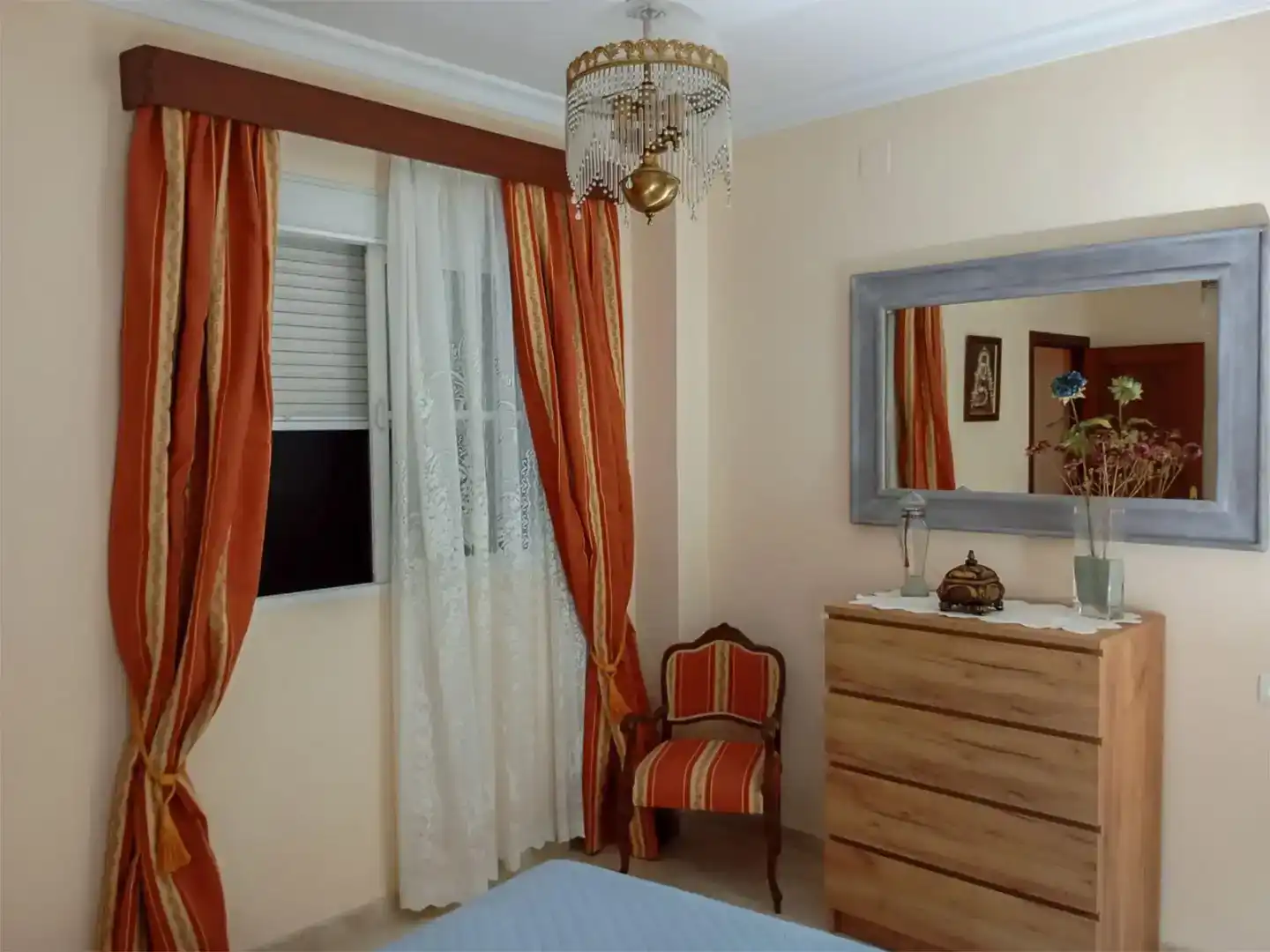 Schlafzimmer von Einfamilien-Reihenhaus zur Miete in Lora del Río, Sevilla