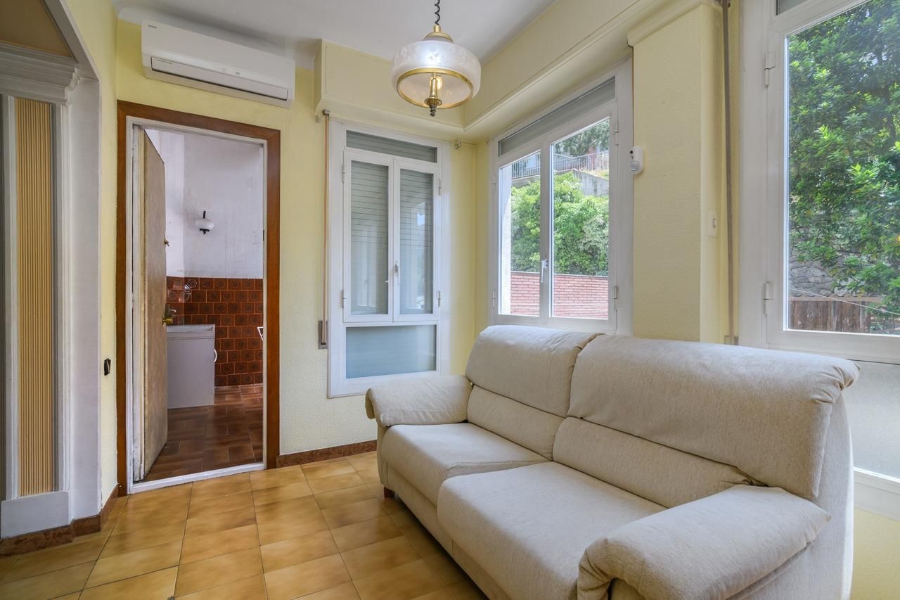 Bedroom of House or chalet for sale in Manresa  with Air Conditioner, Heating and Terrace