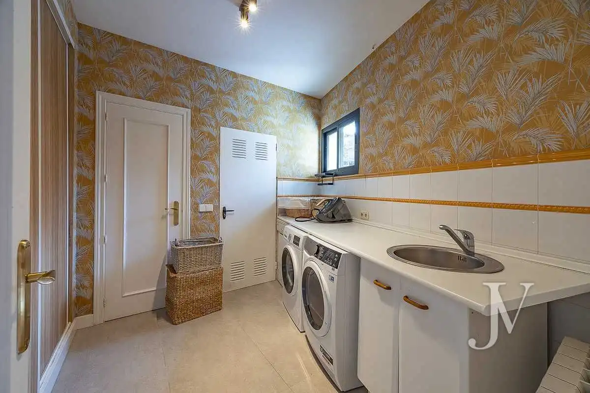 Cocina de Casa o chalet en venta en Ciudalcampo con Aire acondicionado, Calefacción y Jardín privado
