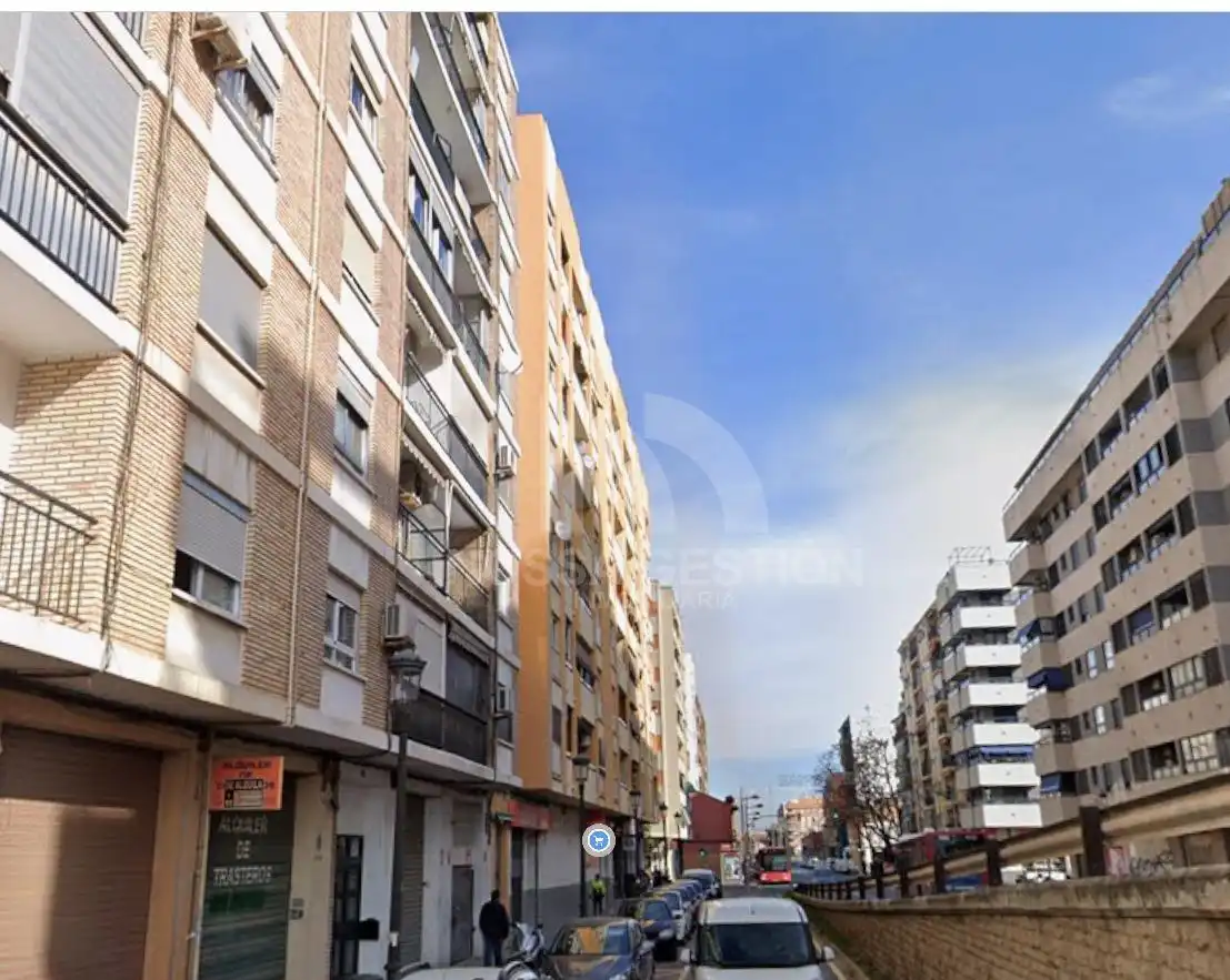 Vista exterior de Piso en venta en Valencia