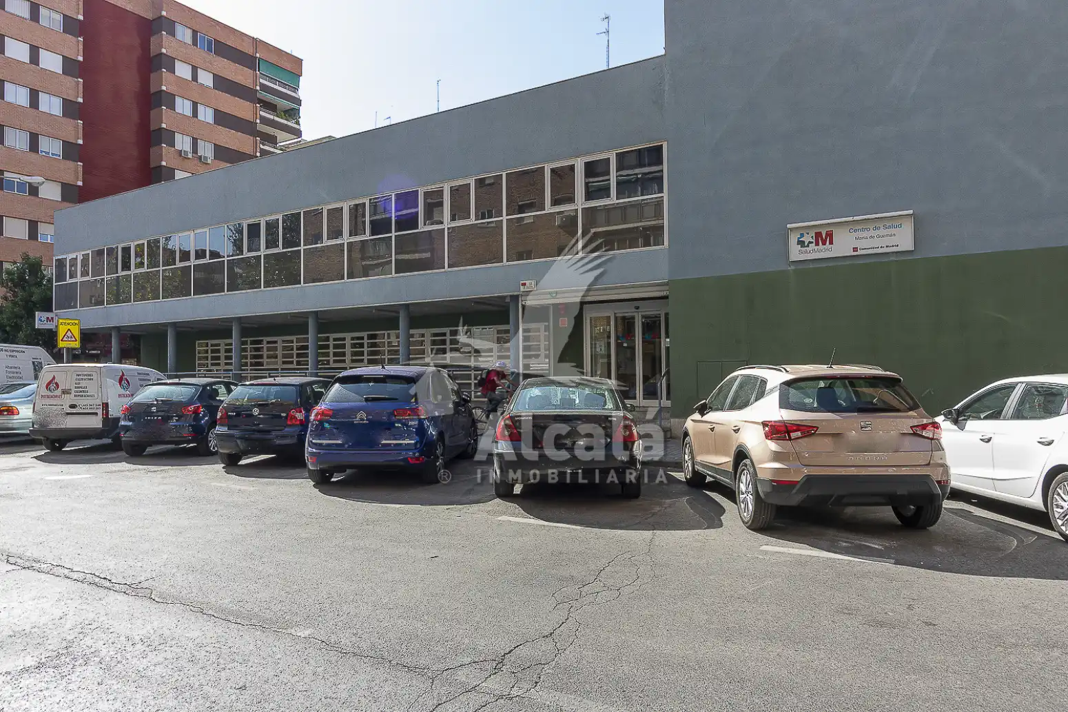 Aparcament de Pis en venda en Alcalá de Henares amb Aire condicionat, Calefacció i Terrassa