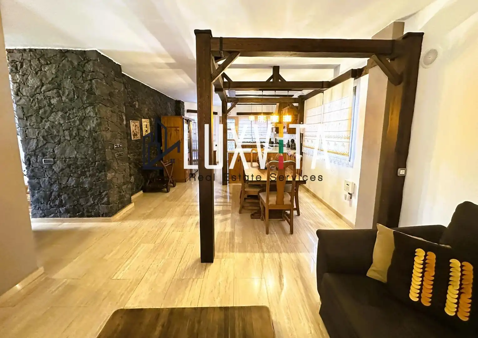 Sala d'estar de Casa o xalet en venda en Adeje amb Aire condicionat, Calefacció i Jardí privat