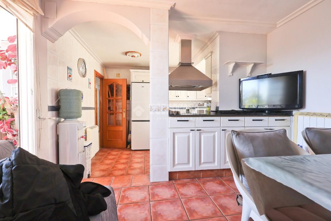 Kitchen of Attic for sale in Sagunto / Sagunt  with Air Conditioner, Heating and Terrace