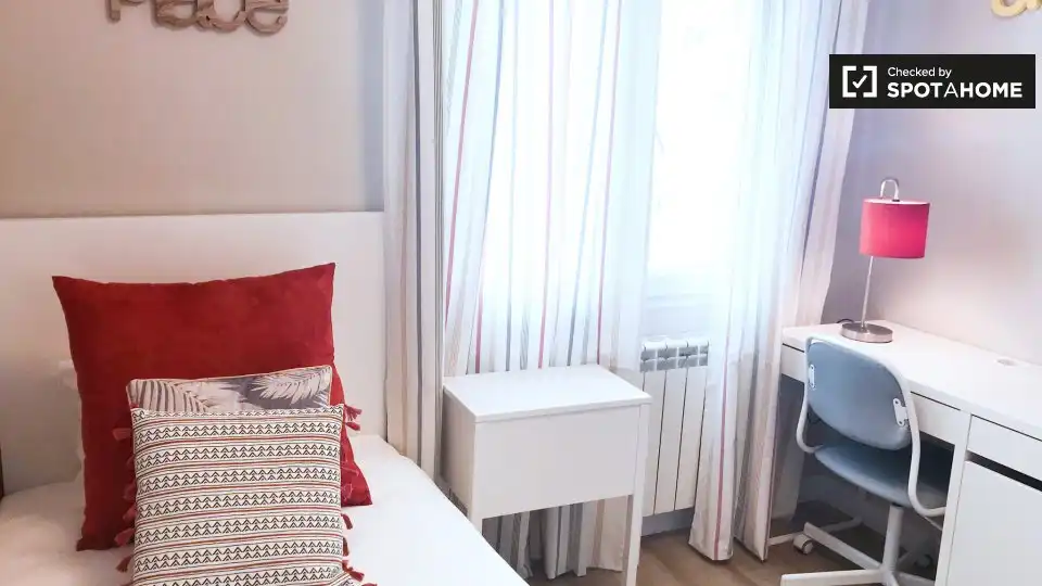 Habitació a Colina