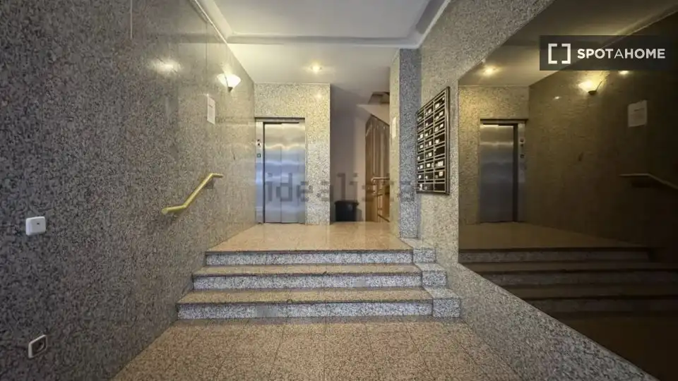 Appartamento con terrazza in affitto a Centro