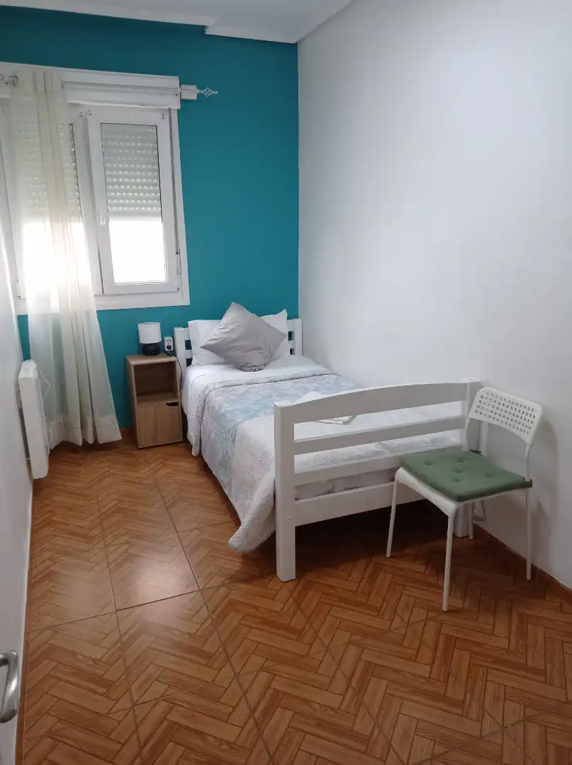 Bedroom of Flat for sale in Bilbao   with Heating, Furnished and Oven
