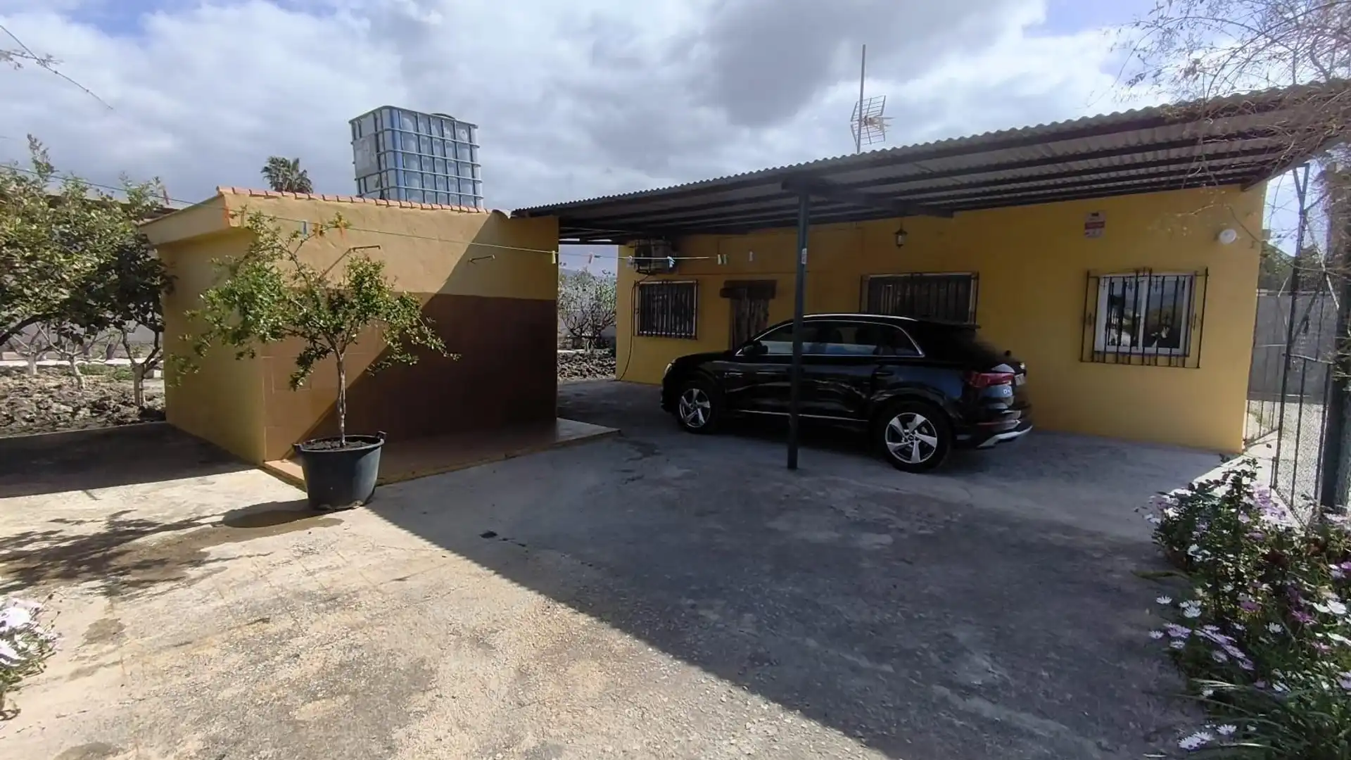 Vista exterior de Finca rústica en venda en Motril amb Terrassa